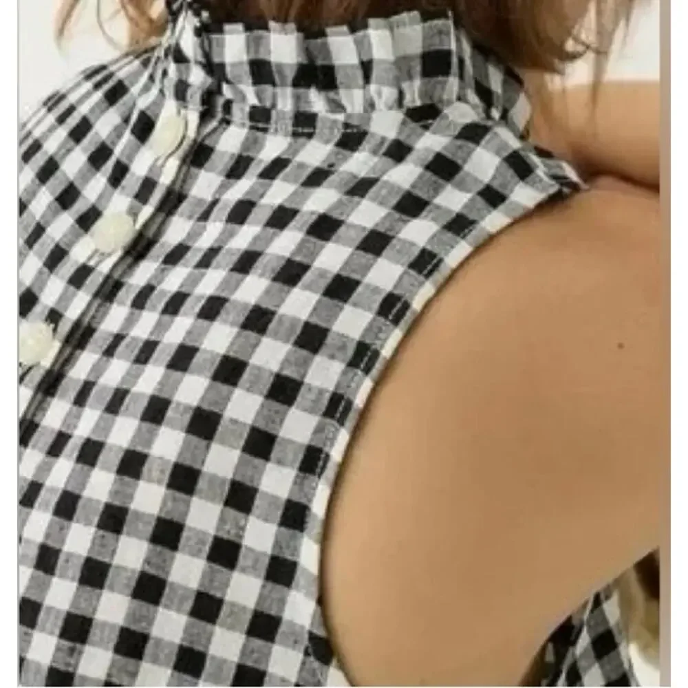 NEW! J.Crew 'Fleur' Top in GINGHAM LINEN (S) - Picture 2 of 3